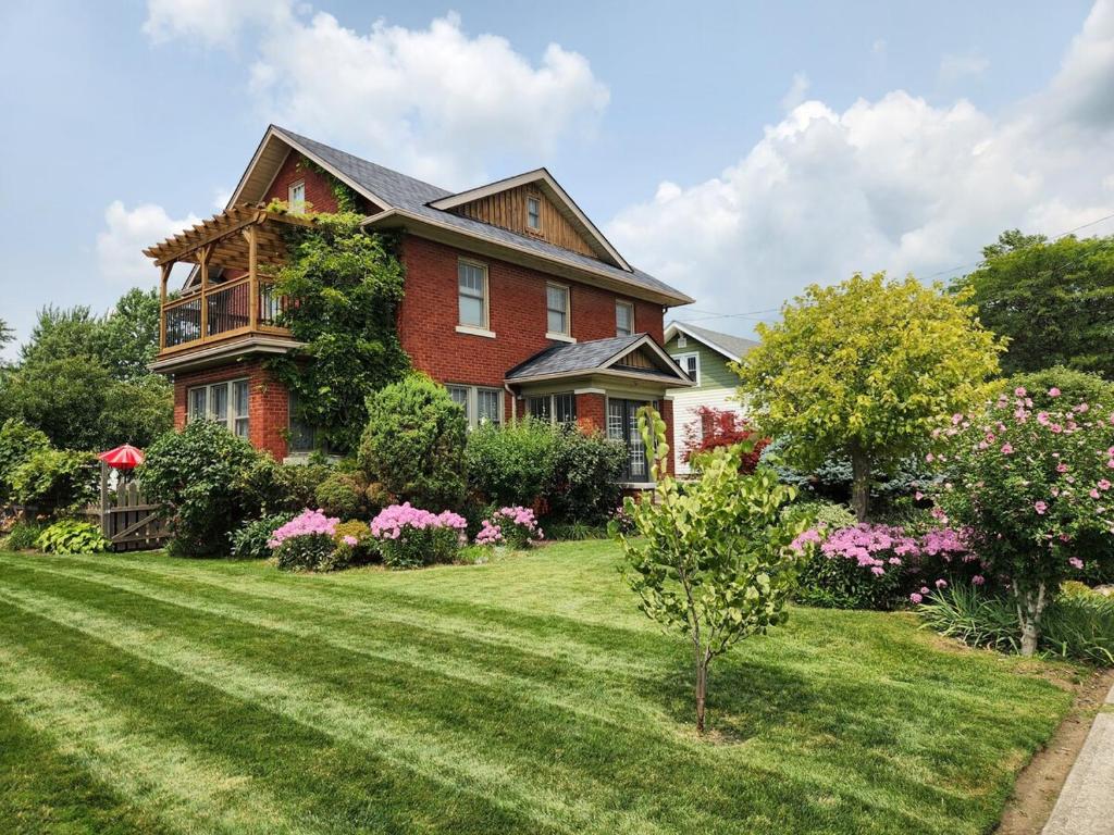 En have udenfor The ESSEX HOUSE