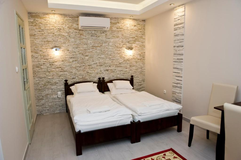 Kemence Csárda és Szálloda - Resim 22