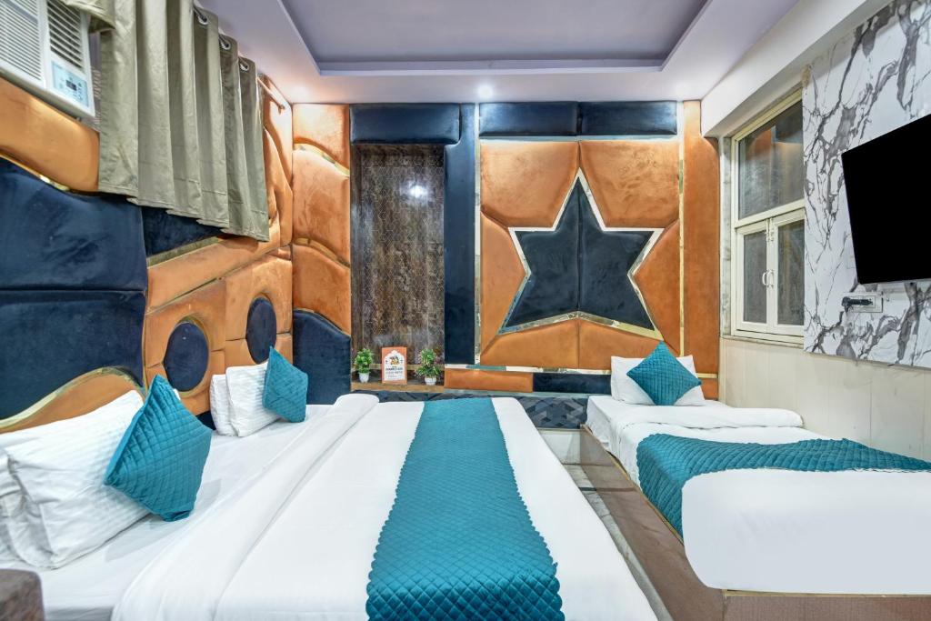 Postel nebo postele na pokoji v ubytování Prime and Family Hotel Double RR - Main Bazar