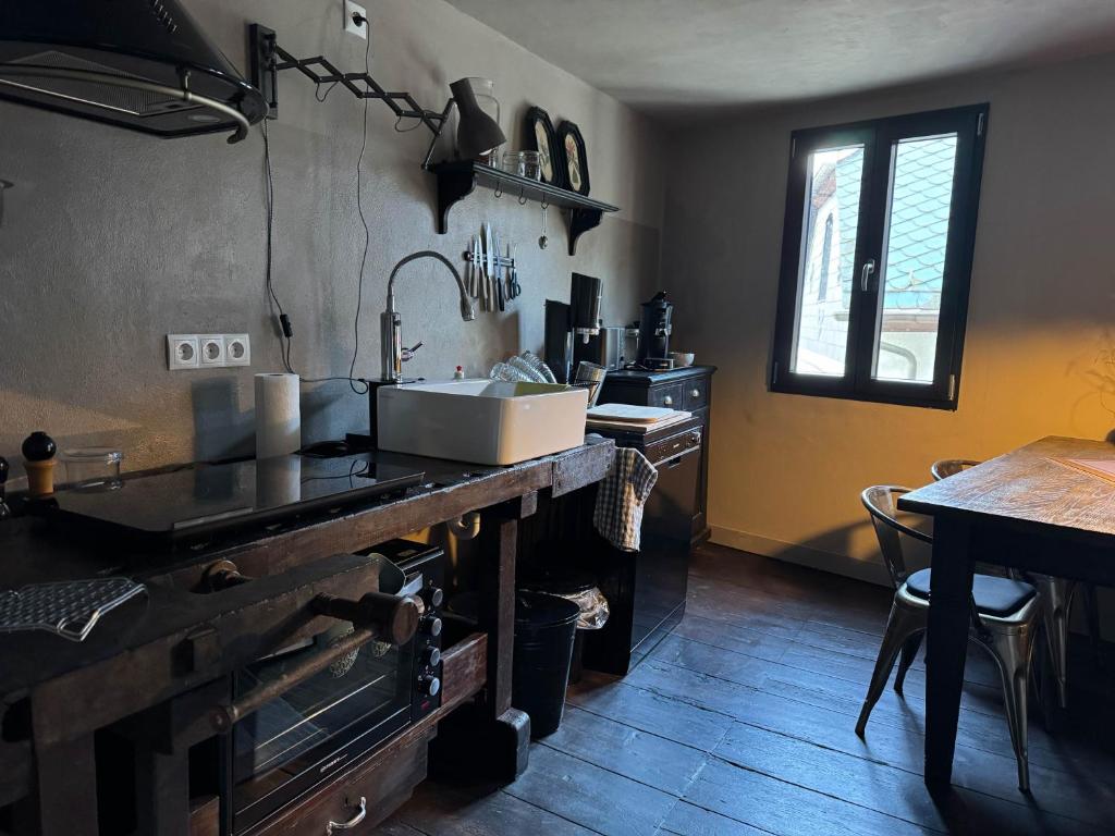 Una cocina o zona de cocina en Zeller Kehr Wohnung