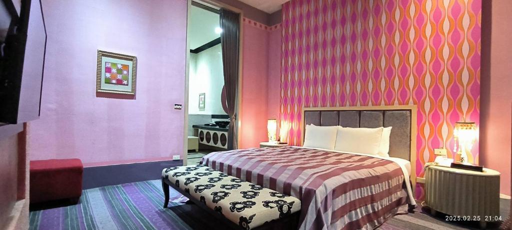 Postel nebo postele na pokoji v ubytování Shantis Motel