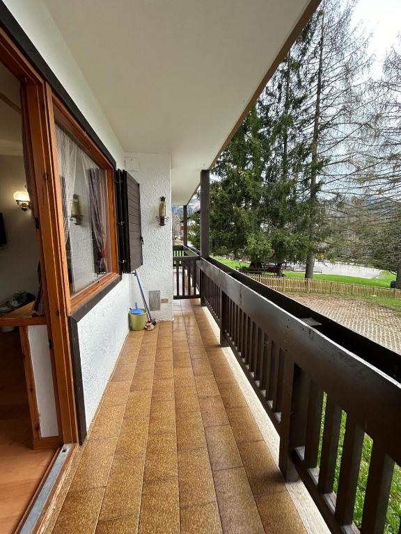 Balkón nebo terasa v ubytování Appartamento Lagorai 1