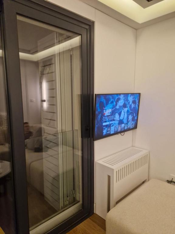 TV a/nebo společenská místnost v ubytování Przno Gate 114 By In Propety
