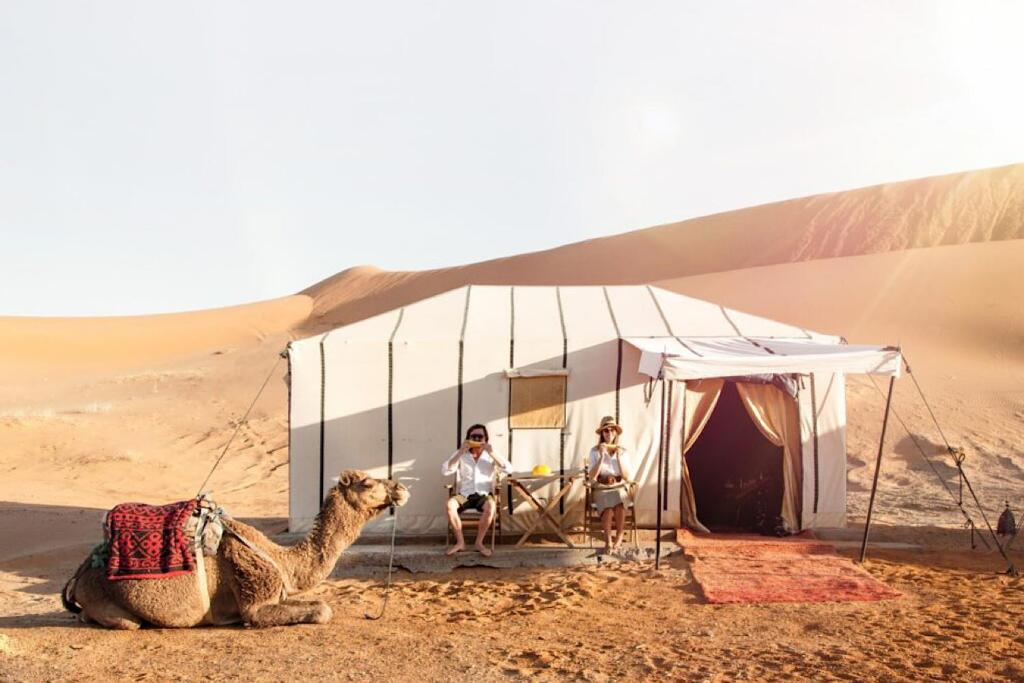 Příroda nedaleko luxury tent