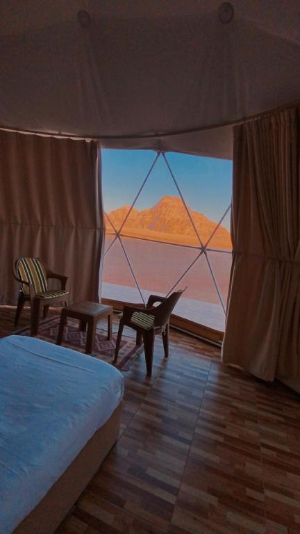 Příroda nedaleko luxury tent