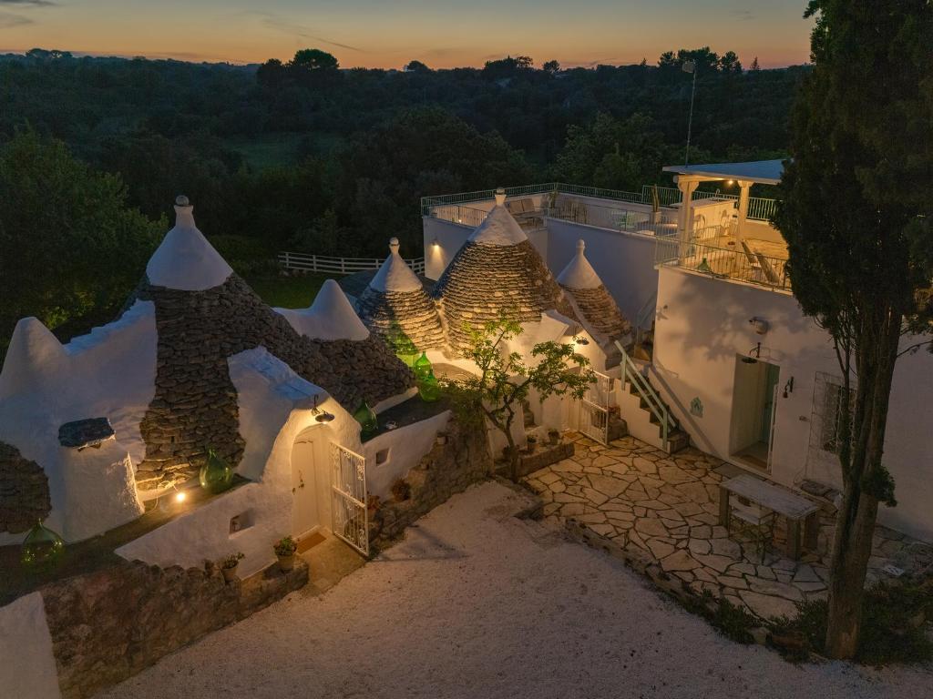 Zdjęcie z galerii obiektu Trullo turchese Fabiola w mieście Ceglie Messapica