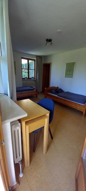 Postel nebo postele na pokoji v ubytování Goldsteig 2 -Zweibettzimmer