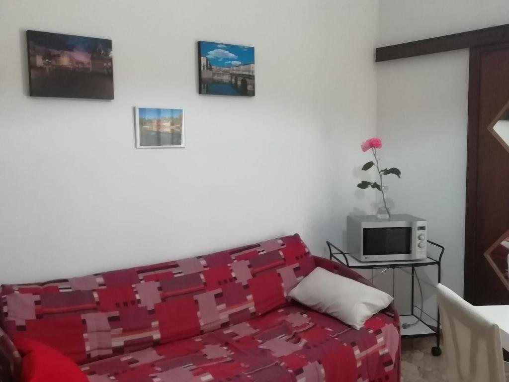 Μια τηλεόραση ή/και κέντρο ψυχαγωγίας στο AURORA HOME