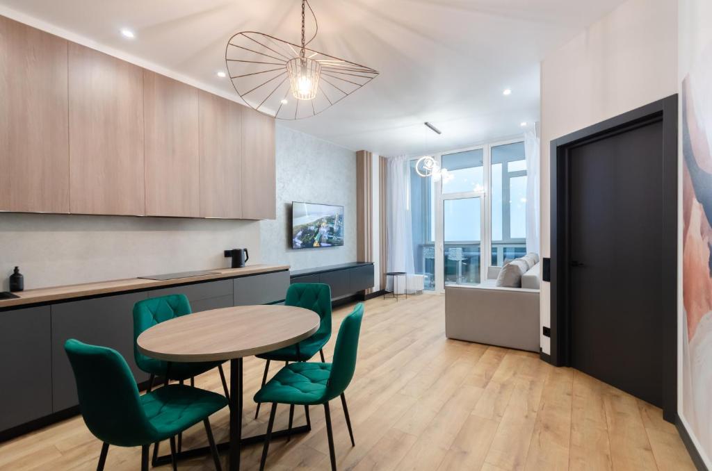 Kuchyň nebo kuchyňský kout v ubytování Petrovdom Apartments 35-454 in RC Manhattan City,Beresteiskyi 11