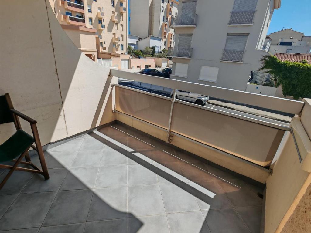 Photo de la galerie de l'établissement Appartement rénové à 350 m de la plage à Canet-en-Roussillon - FR-1-732-105, à Canet