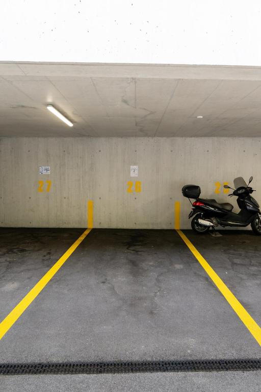 Locarno Center - Free Parking, Netflix and WiFi - Resim 33