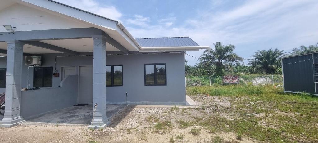 Bangunan di mana terletaknya rumah percutian