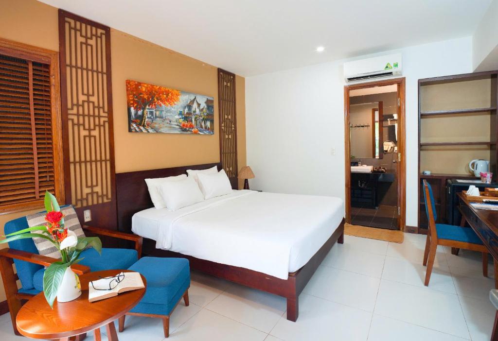 Biệt Thự Gia Đình 4 Phòng Ngủ