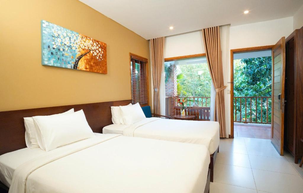 Biệt Thự Gia Đình 4 Phòng Ngủ