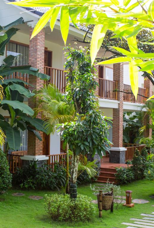 Biệt Thự Gia Đình 4 Phòng Ngủ