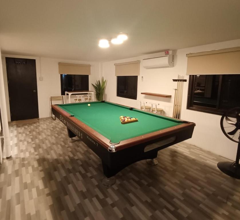 Τραπέζι μπιλιάρδου στο Villa Lorr by Antonio Homes