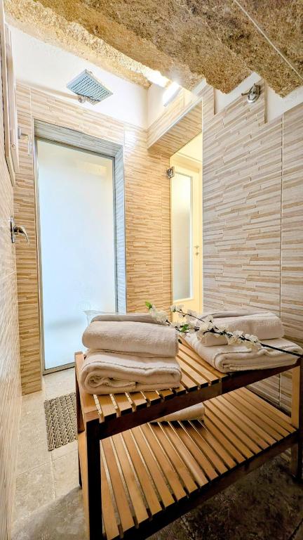Postel nebo postele na pokoji v ubytování B&B Corte Regina Esther