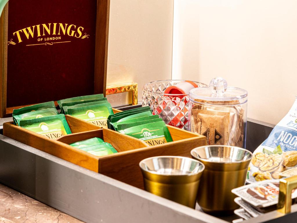 Luxury Sant'Ambrogio Apartment - 17