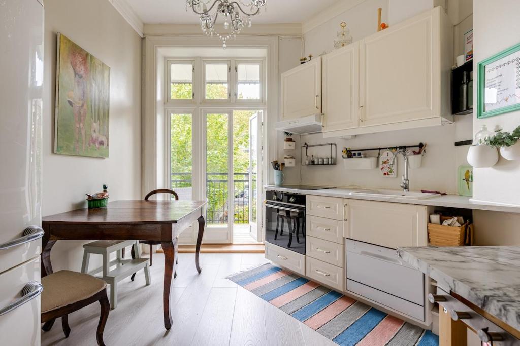 Luxury Apartments Oslo With Private Guest House Reference: Classic Apartment With Balconies Oslo Updated Prices 2026