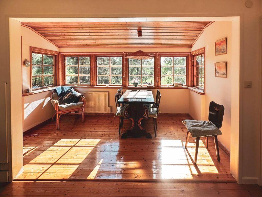 Posezení v ubytování Ferien auf Husarö, Ullas Haus