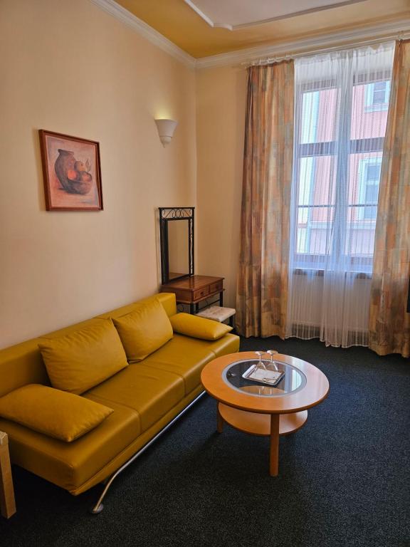 Posezení v ubytování Hotel Barbarossa