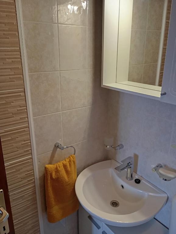 Koupelna v ubytování Apartment Dora 1 Jakišnica