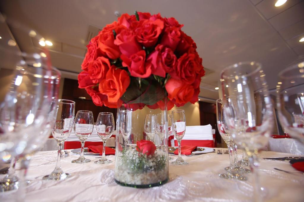 Nápoje v ubytování Hotel Reina Isabel