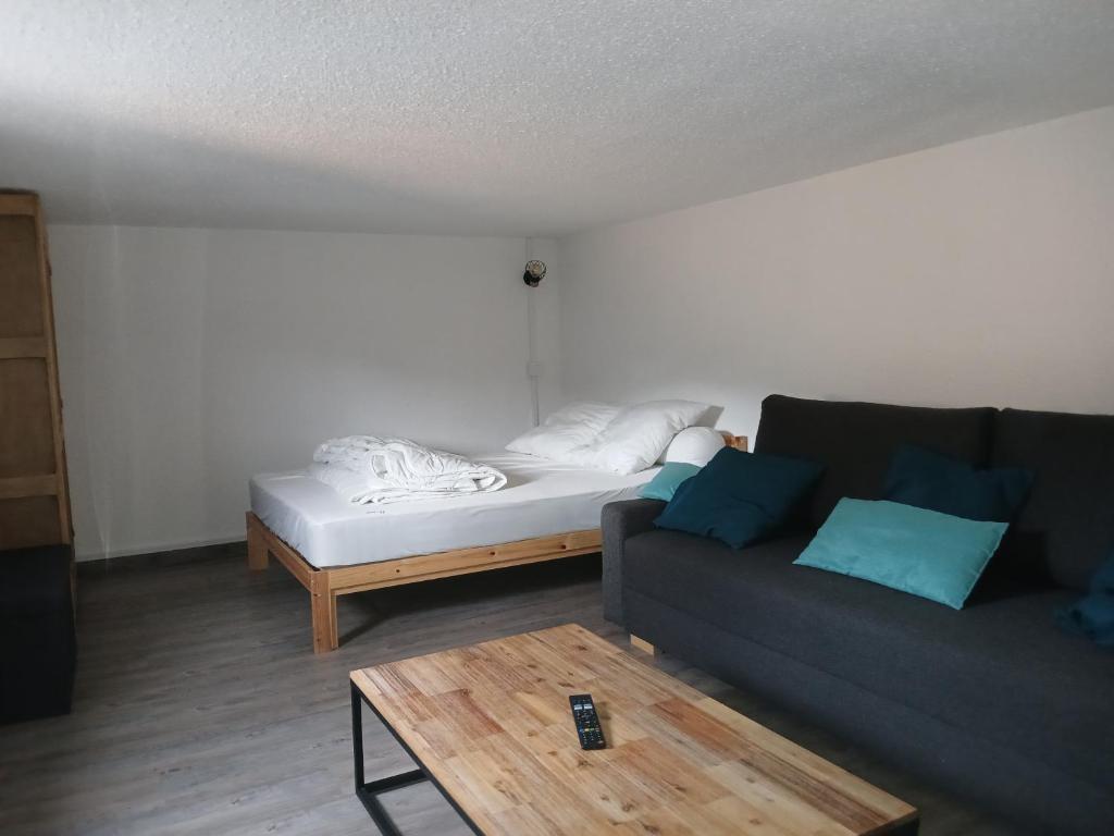 Postel nebo postele na pokoji v ubytování Appartement chaleureux.