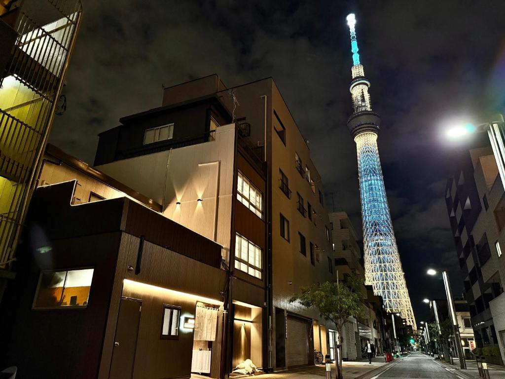 TOKYO SKYTREE VILLIA-Whole villia space perfect for families and groups