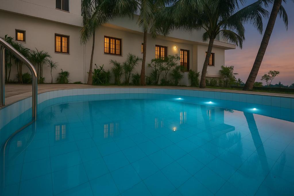 Bazén v ubytování Casa Da Village Calangute Goa nebo v jeho okolí
