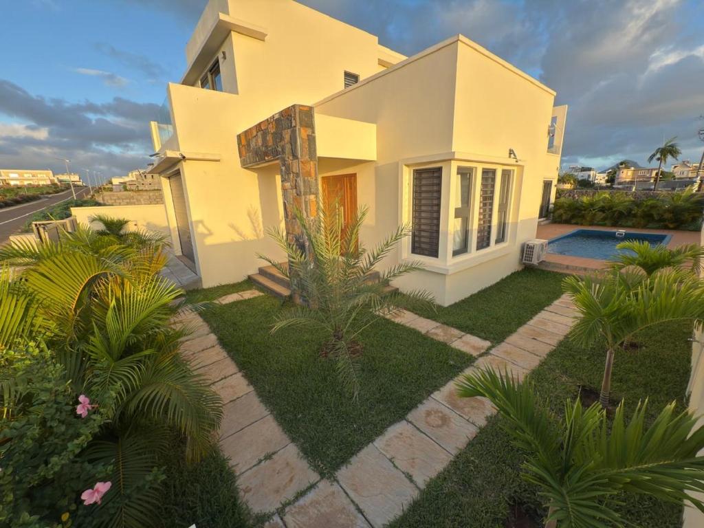 Πισίνα στο ή κοντά στο Sunset Villa