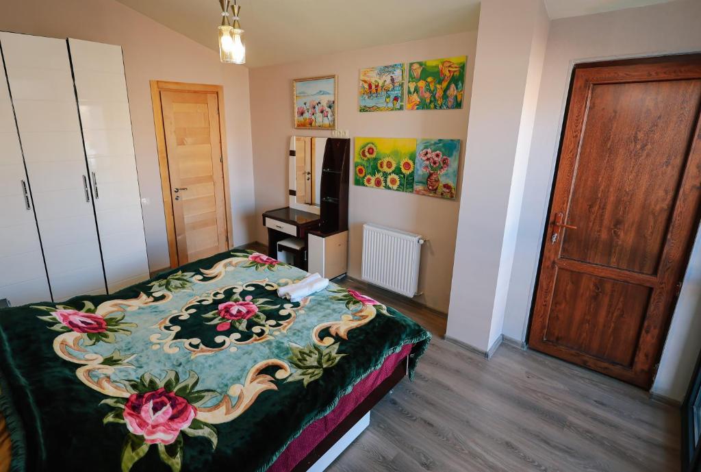 Postel nebo postele na pokoji v ubytování The Cozy Nest