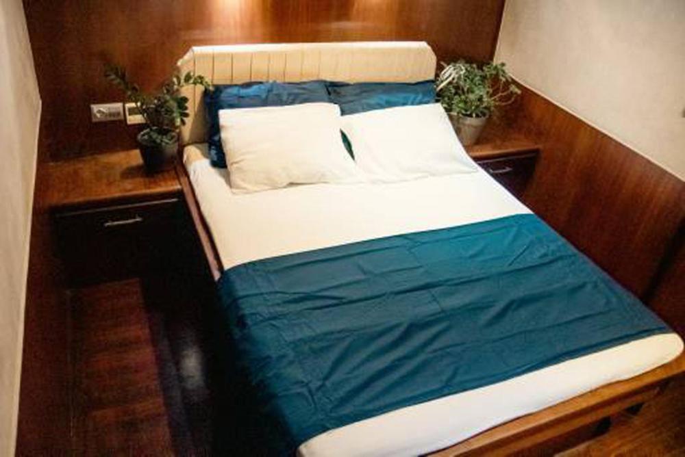Postel nebo postele na pokoji v ubytování AtinaYachting