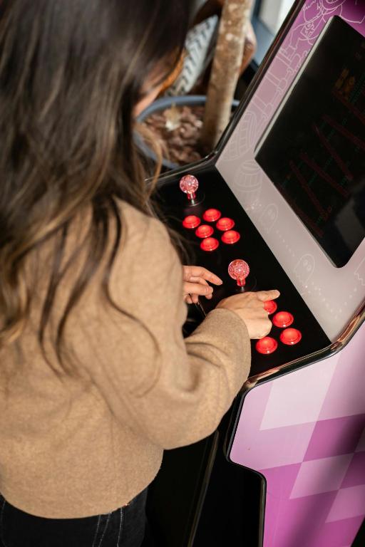 Moxy Edinburgh Fountainbridge - Resim 42