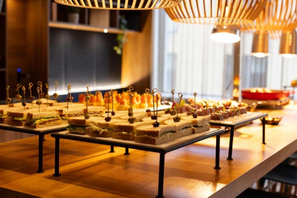 Courtyard by Marriott Glasgow SEC - Resim 45