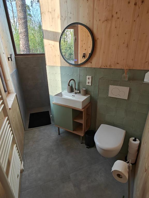 Koupelna v ubytování Tiny House Twente