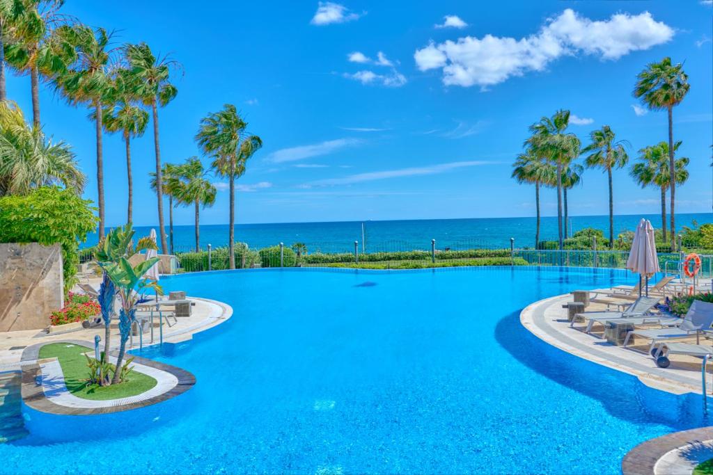 Swimmingpoolen hos eller tæt på Estepona Mar Azul