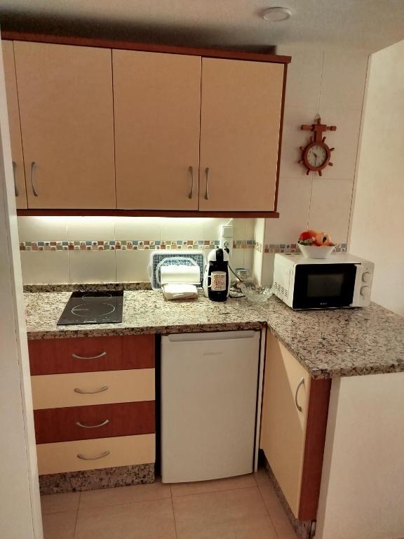 Kuchyň nebo kuchyňský kout v ubytování Estudio 629 en Edificio Minerva - Benálmadena