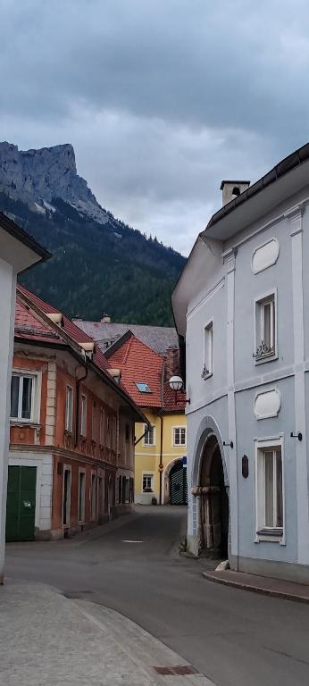 Nespecifikovaný výhled na hory nebo výhled na hory při pohledu z hotelu