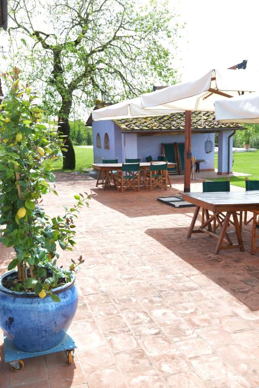 Reštaurácia alebo iné gastronomické zariadenie v ubytovaní Casa Fontanino