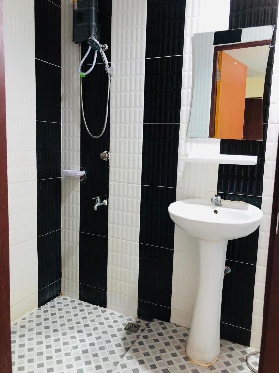 Royal Star Suites pattaya - Resim 27