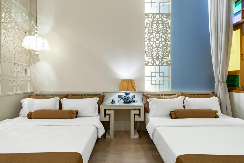 O'nya Phuket Hotel - 7