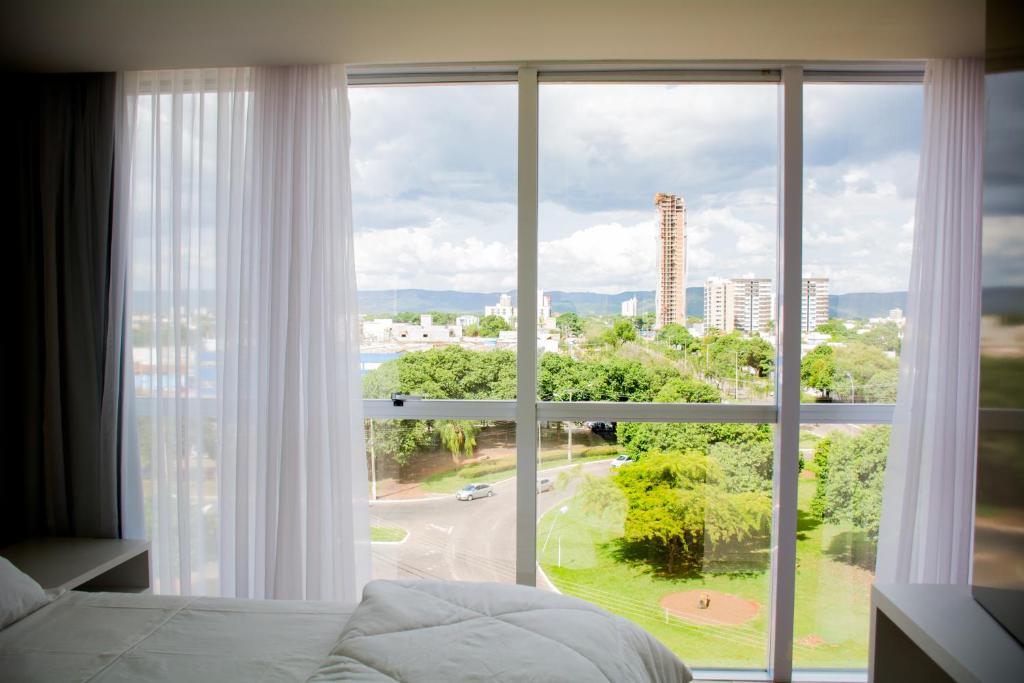 Select Hotel