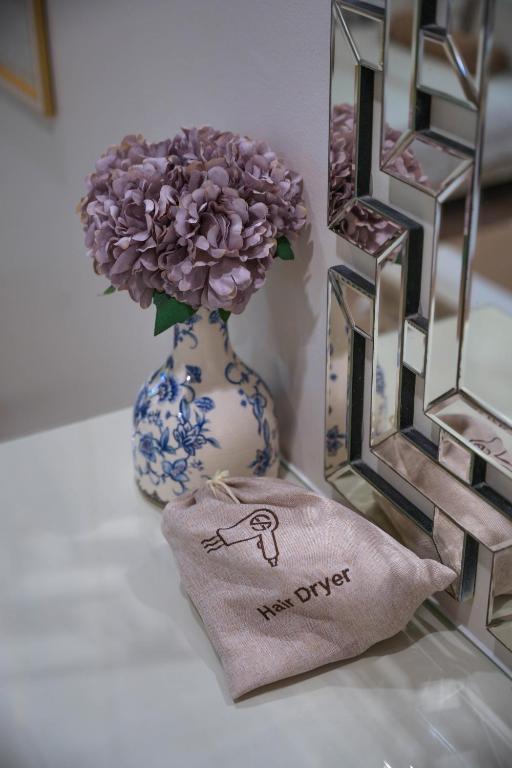 O'nya Phuket Hotel - 12