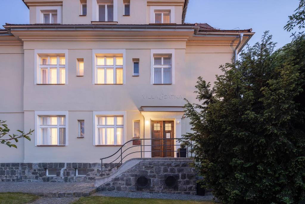 Budova, kde se hotel nachází