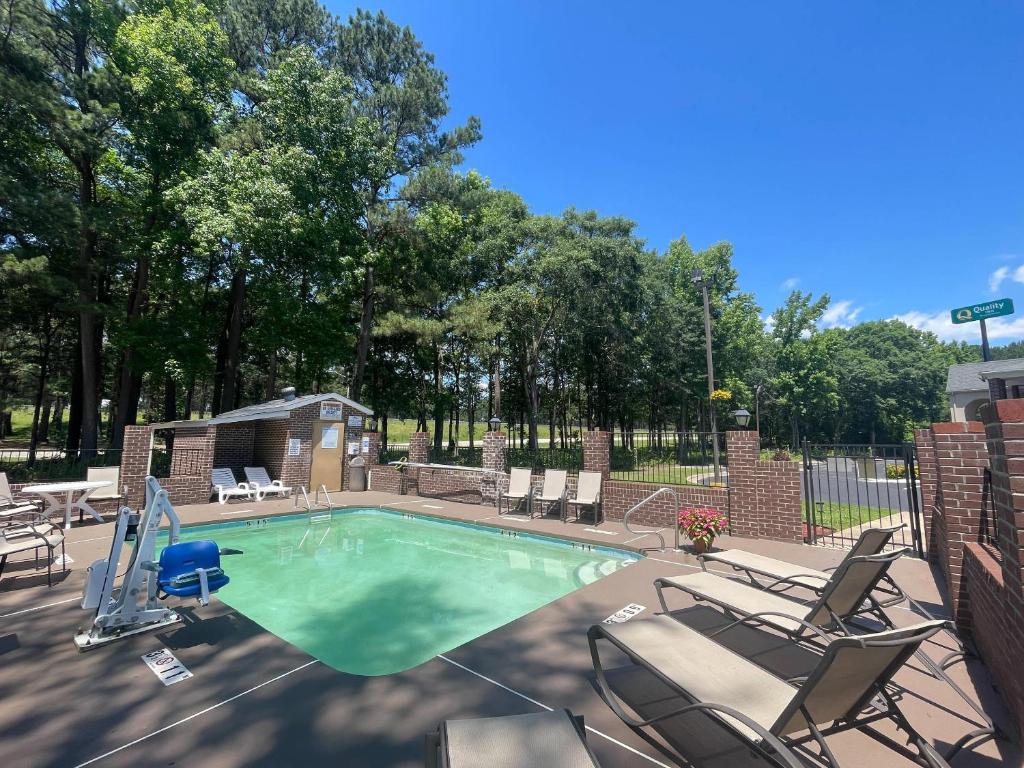 Quality Inn Kenly I-95 photo
