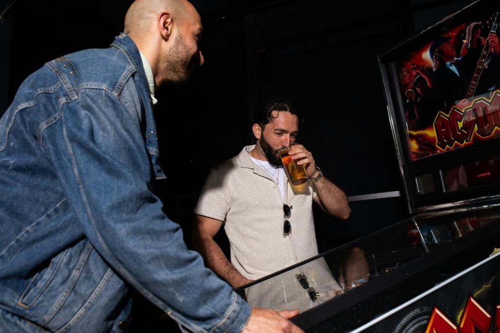 Moxy Chester - Resim 31