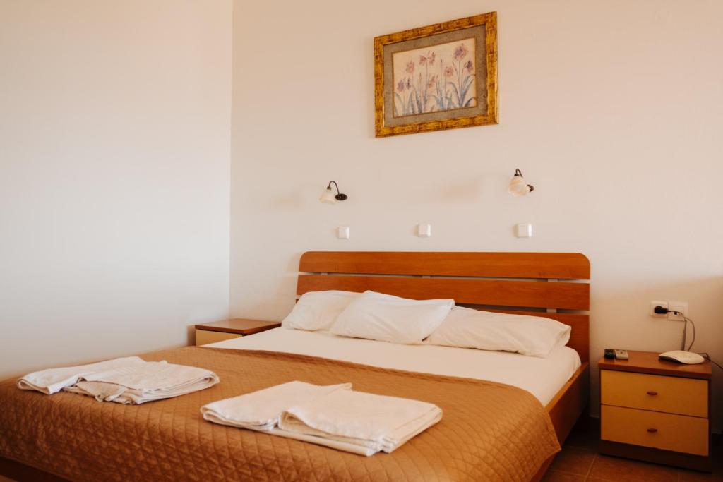 Finikas Apartments - 1