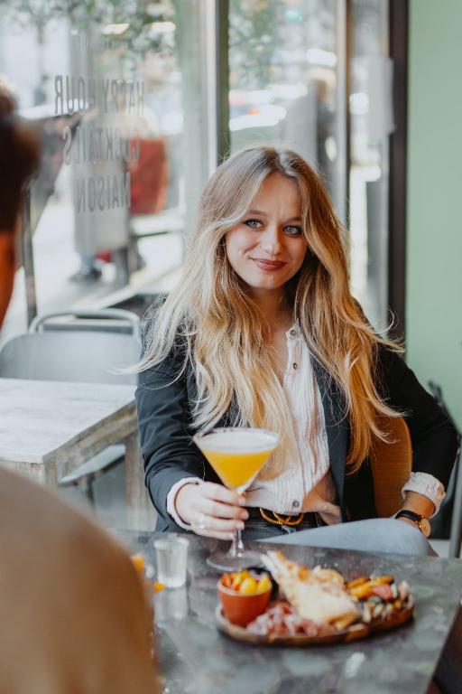 La Belle Ville - Resim 10