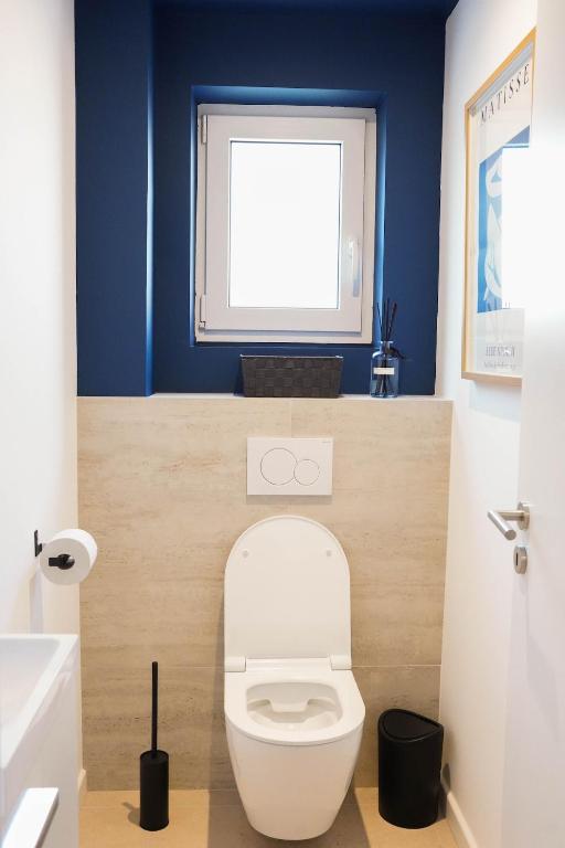 Superbe maison au calme avec stationnement gratuit – photo 36
